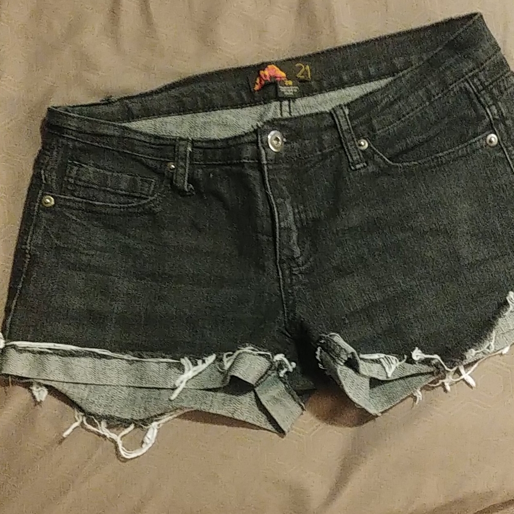 Women's clothing
